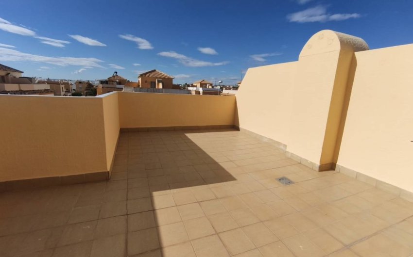 Reventa - Villa -
Ciudad Quesada - Lo Marabú