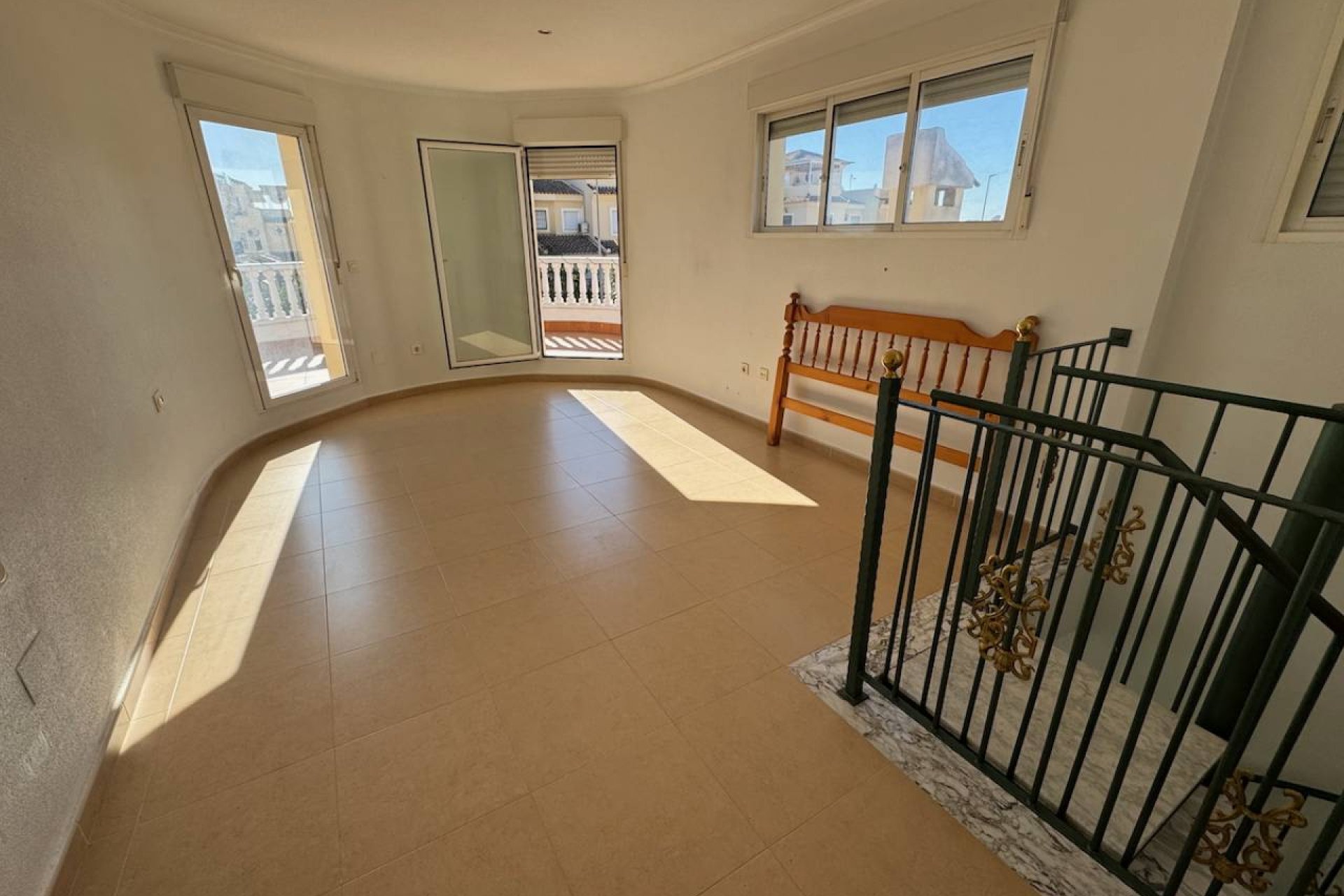 Reventa - Villa -
Ciudad Quesada - Lo Pepin