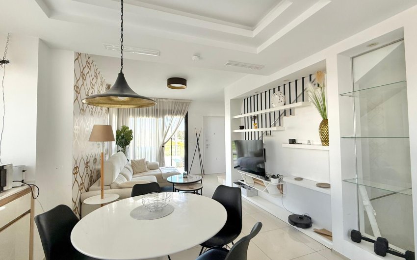 Reventa - Villa -
Ciudad Quesada - Pueblo Bravo