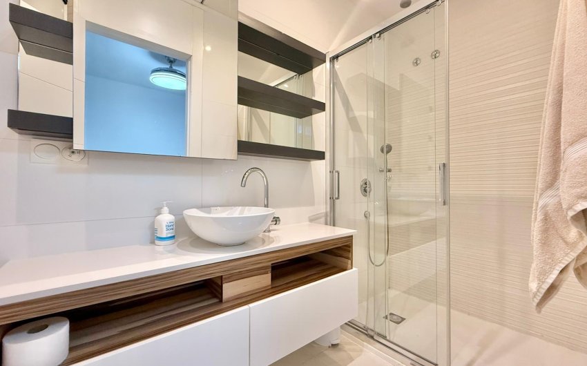 Reventa - Villa -
Ciudad Quesada - Pueblo Bravo