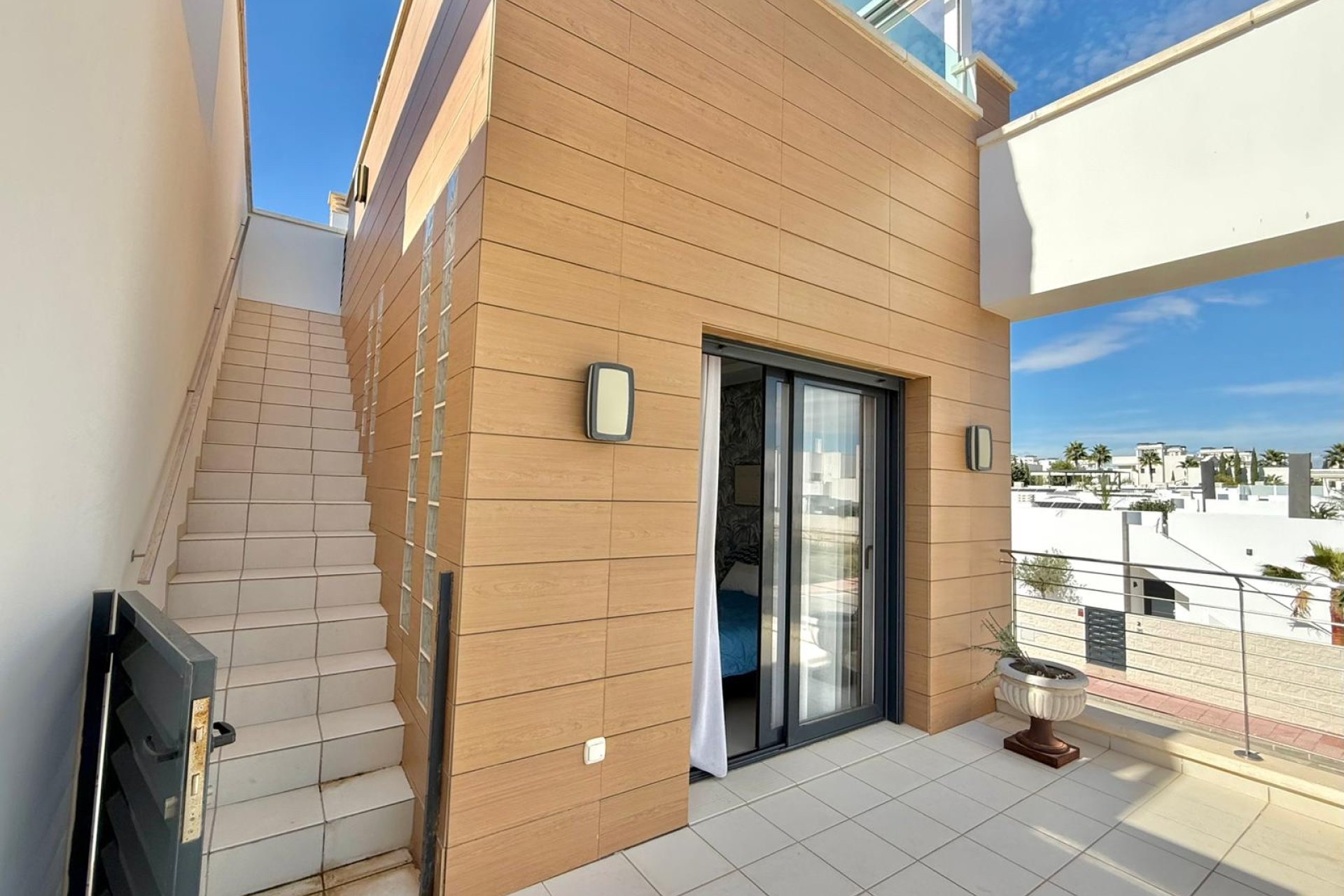 Reventa - Villa -
Ciudad Quesada - Pueblo Bravo