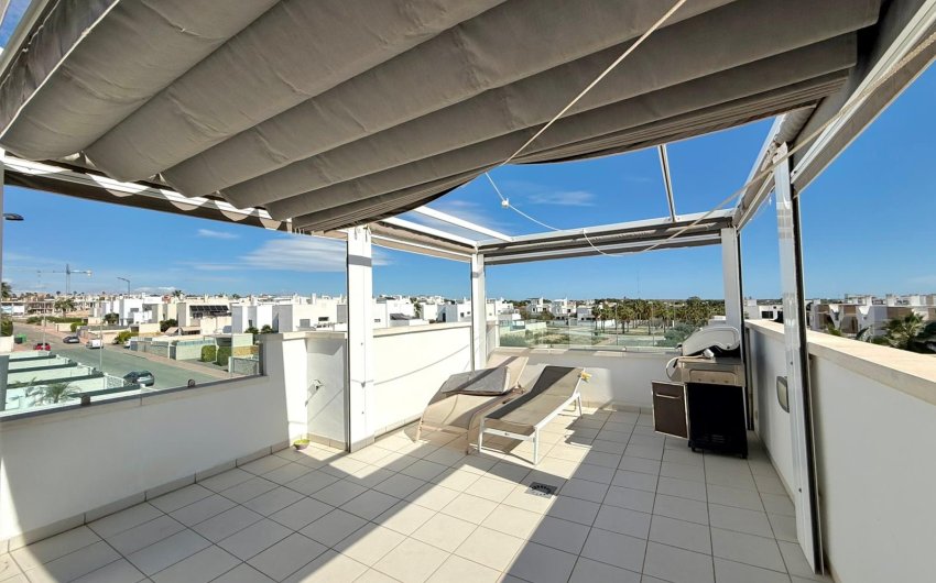 Reventa - Villa -
Ciudad Quesada - Pueblo Bravo