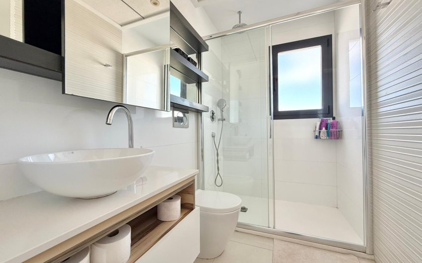 Reventa - Villa -
Ciudad Quesada - Pueblo Bravo