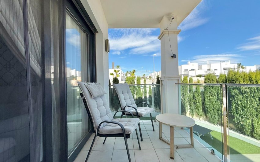 Reventa - Villa -
Ciudad Quesada - Pueblo Bravo