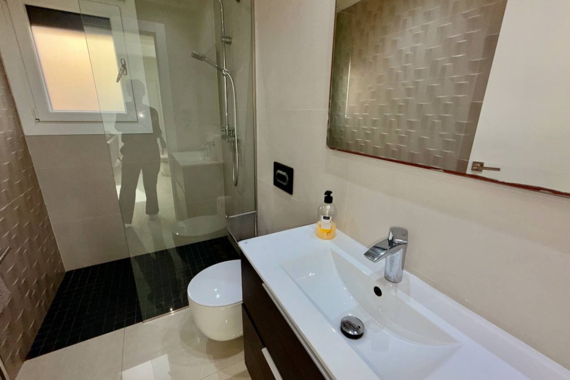 Reventa - Villa -
Ciudad Quesada - Pueblo Bravo