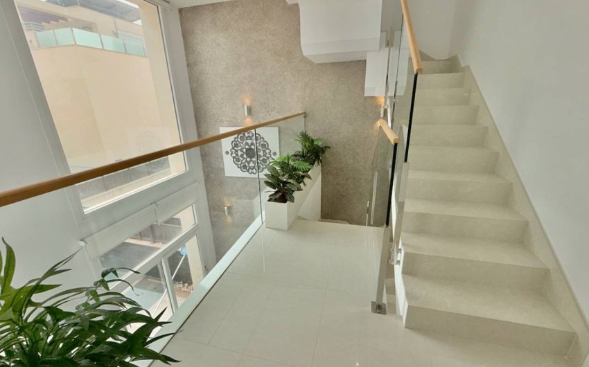 Reventa - Villa -
Ciudad Quesada - Pueblo Bravo