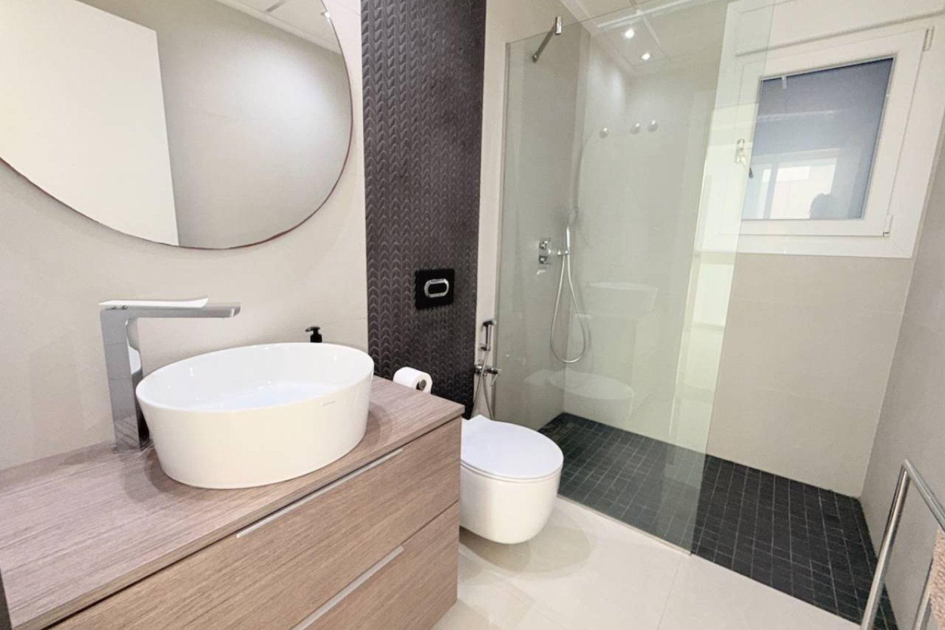 Reventa - Villa -
Ciudad Quesada - Pueblo Bravo