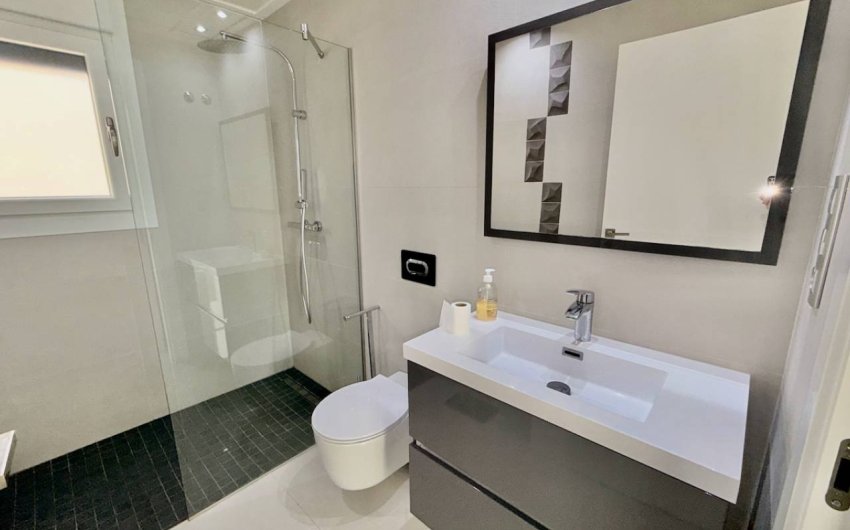 Reventa - Villa -
Ciudad Quesada - Pueblo Bravo