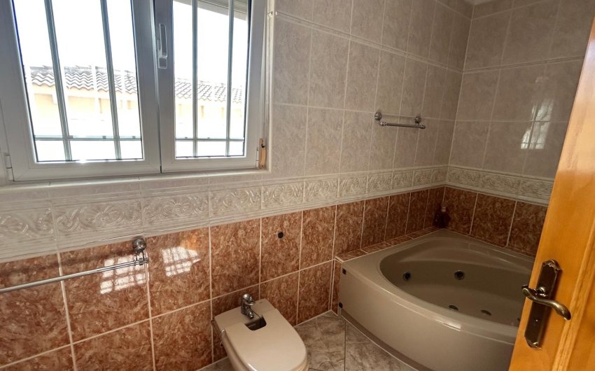 Reventa - Villa -
Ciudad Quesada - town