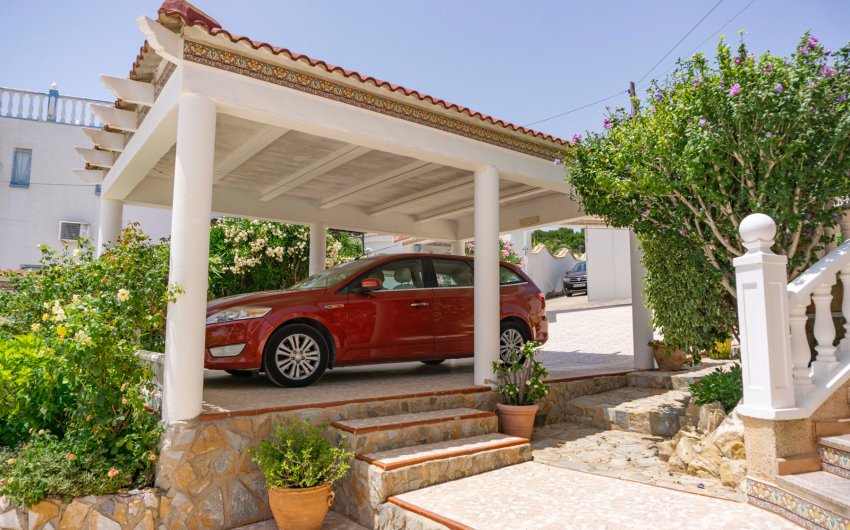 Reventa - Villa -
Ciudad Quesada - town