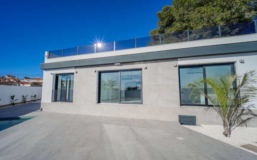 Reventa - Villa -
Ciudad Quesada - town