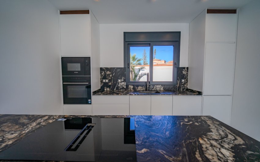 Reventa - Villa -
Ciudad Quesada - town