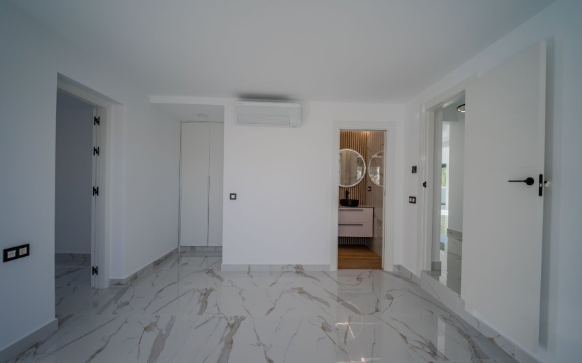 Reventa - Villa -
Ciudad Quesada - town