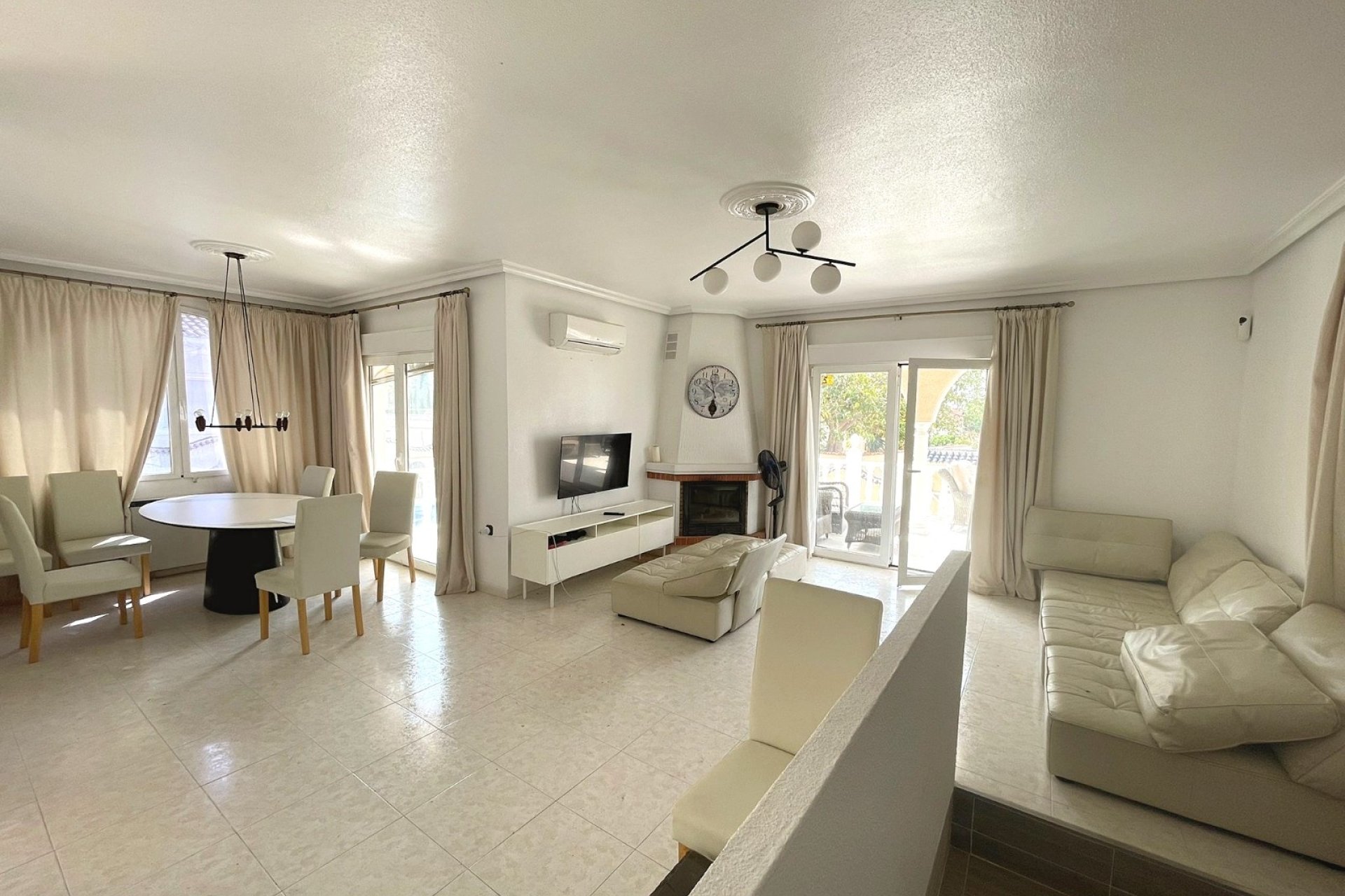 Reventa - Villa -
Ciudad Quesada