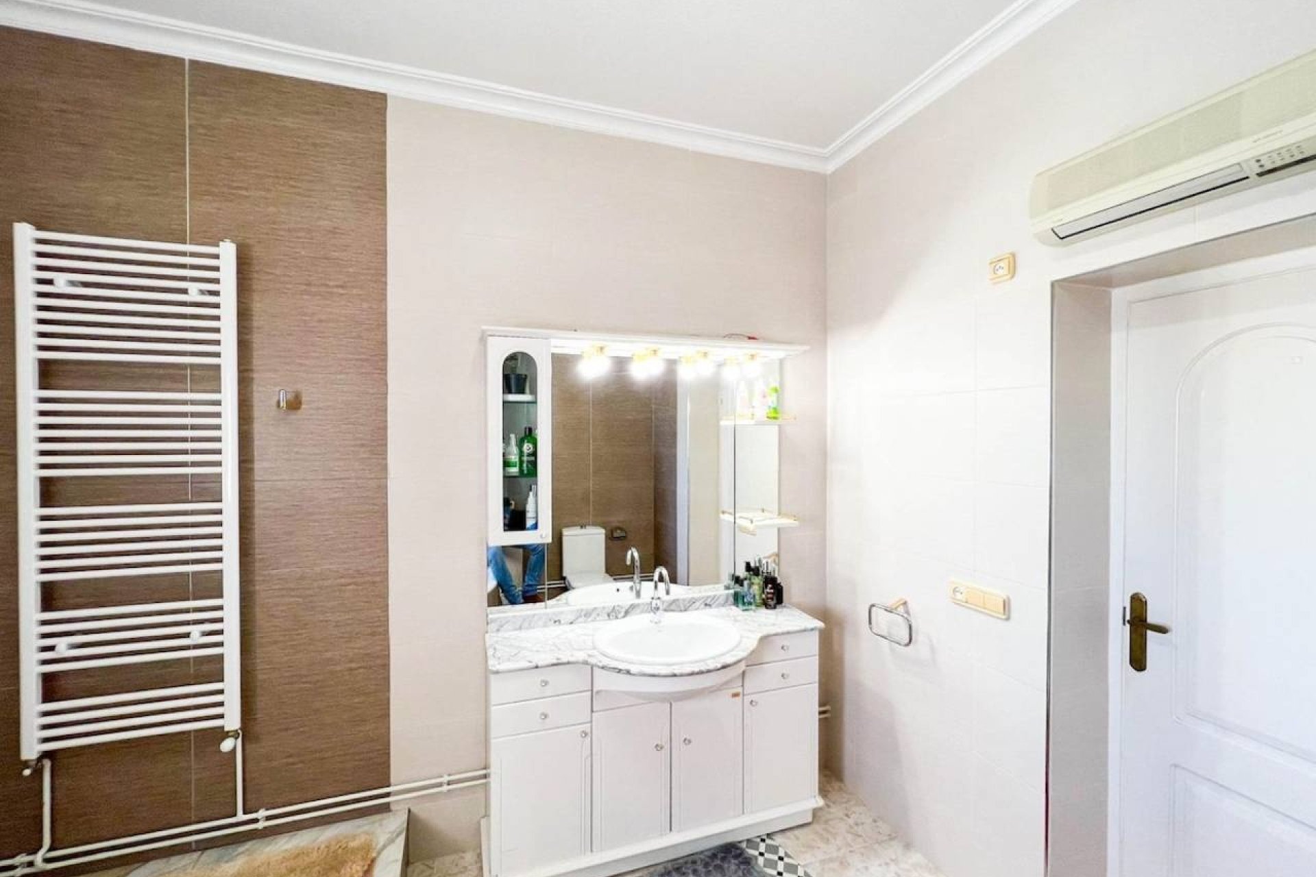 Reventa - Villa -
Ciudad Quesada