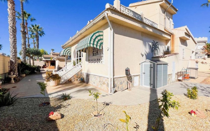 Reventa - Villa -
Ciudad Quesada