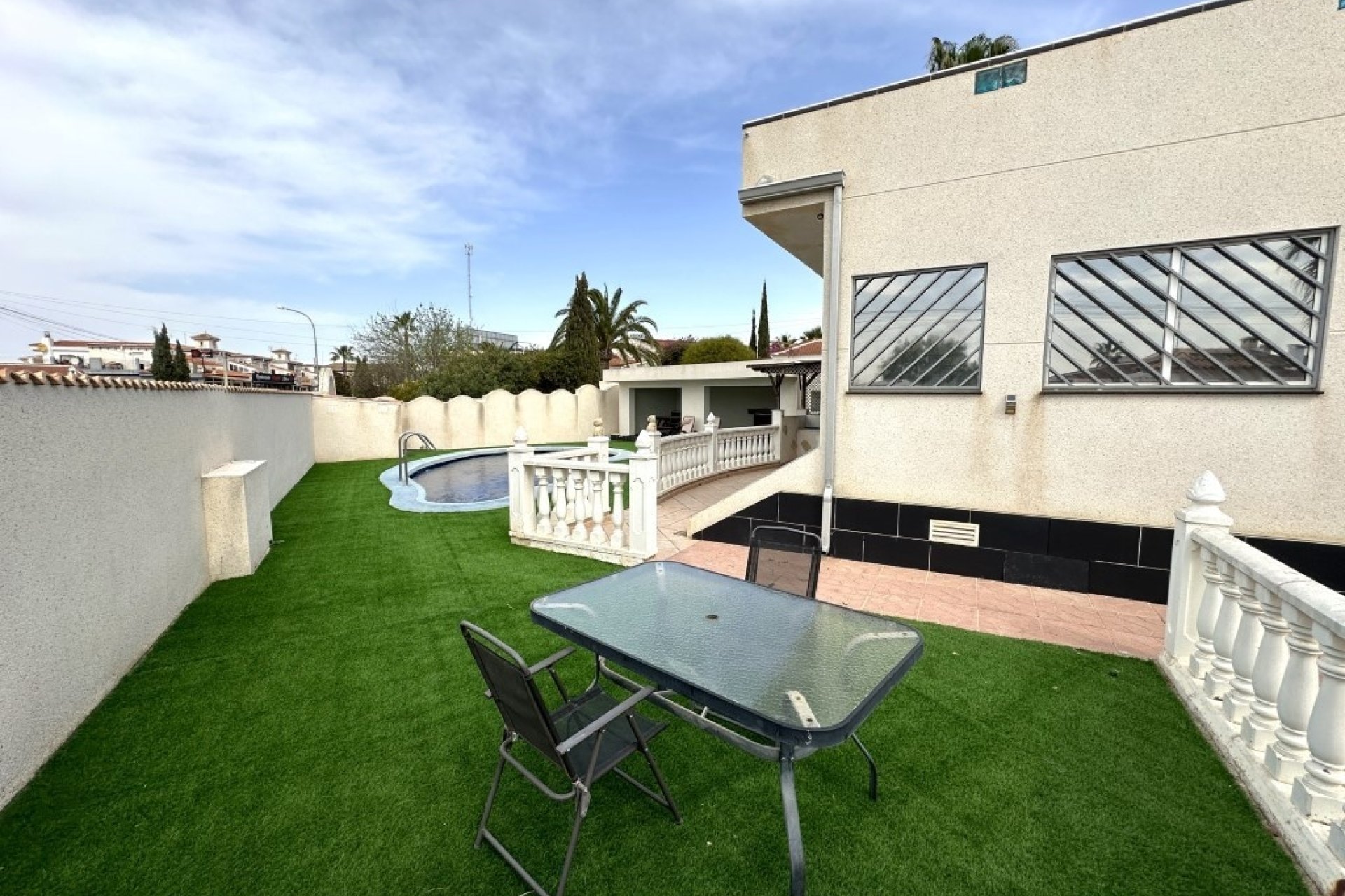 Reventa - Villa -
Ciudad Quesada