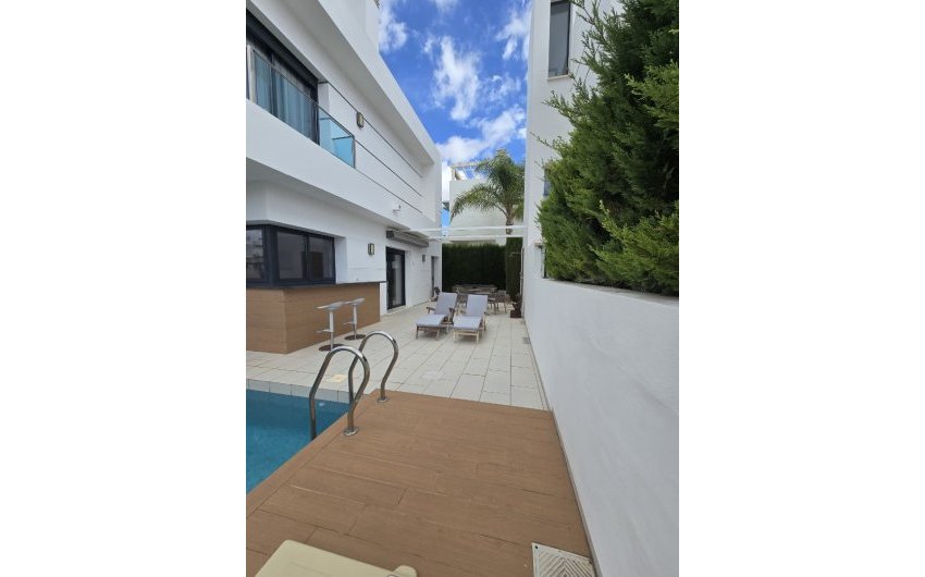 Reventa - Villa -
Ciudad Quesada