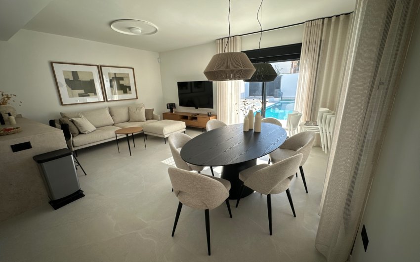 Reventa - Villa -
Ciudad Quesada