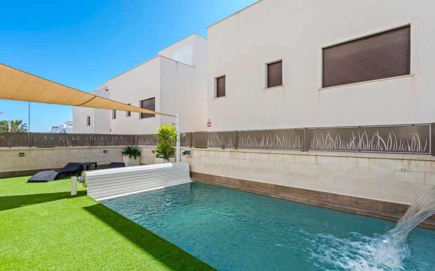 Reventa - Villa -
Ciudad Quesada