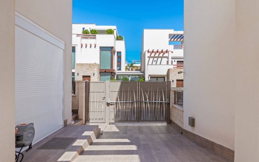 Reventa - Villa -
Ciudad Quesada