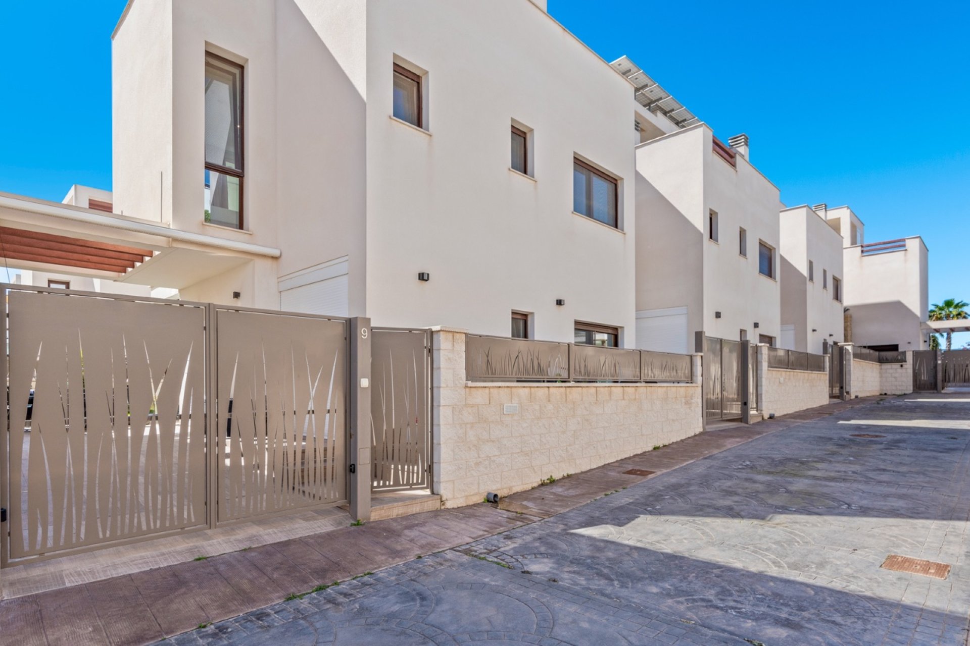 Reventa - Villa -
Ciudad Quesada