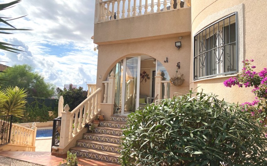 Reventa - Villa -
Ciudad Quesada