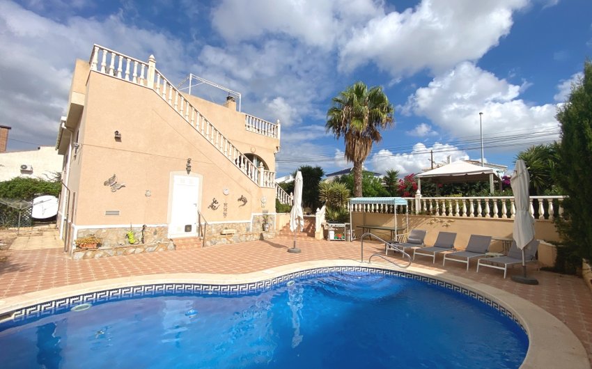 Reventa - Villa -
Ciudad Quesada