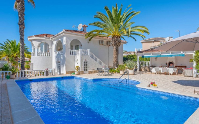 Reventa - Villa -
Ciudad Quesada