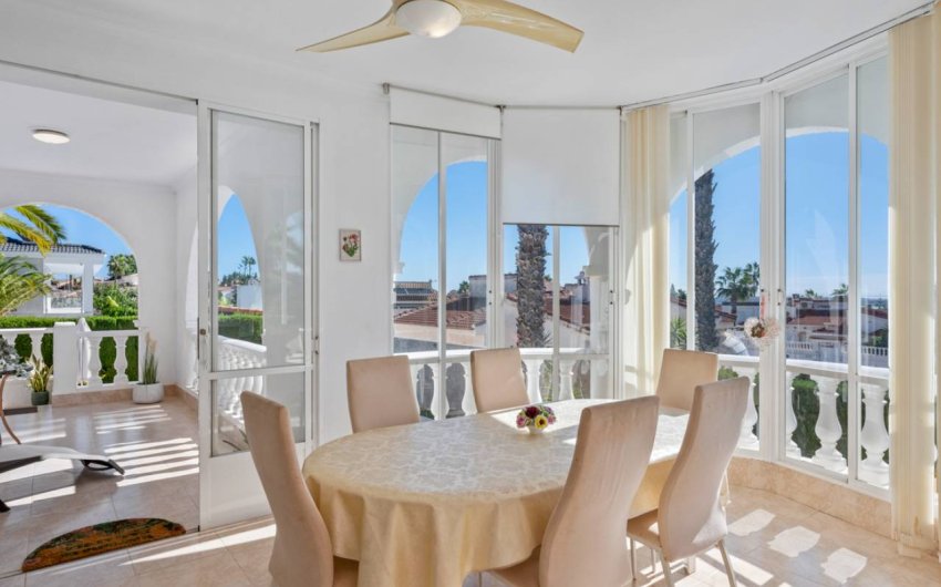 Reventa - Villa -
Ciudad Quesada