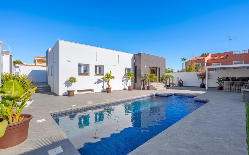 Reventa - Villa -
Ciudad Quesada