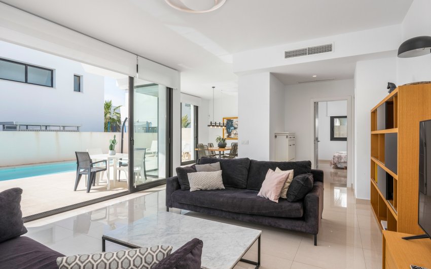 Reventa - Villa -
Ciudad Quesada