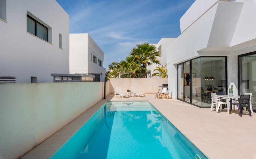 Reventa - Villa -
Ciudad Quesada