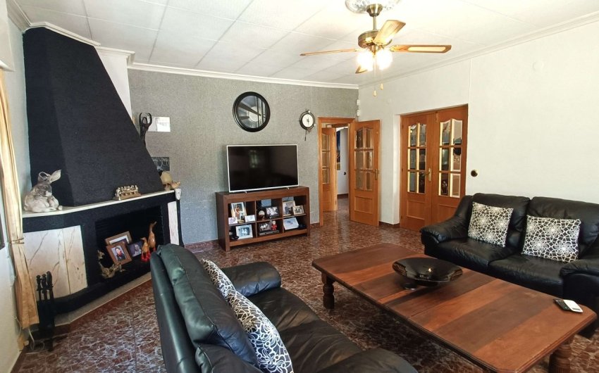 Reventa - Villa -
Crevillent - Inland