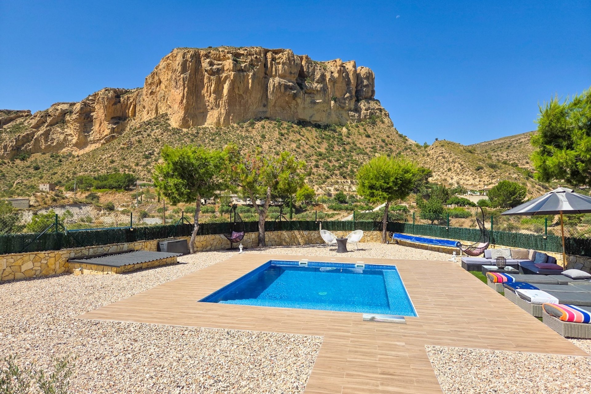 Reventa - Villa -
Crevillent - Inland