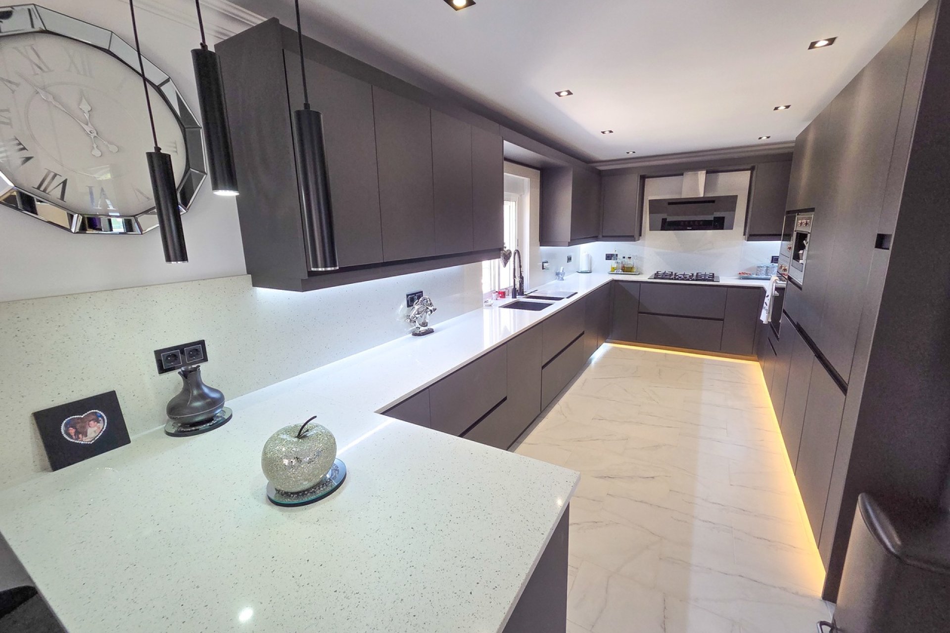 Reventa - Villa -
Crevillent - Inland