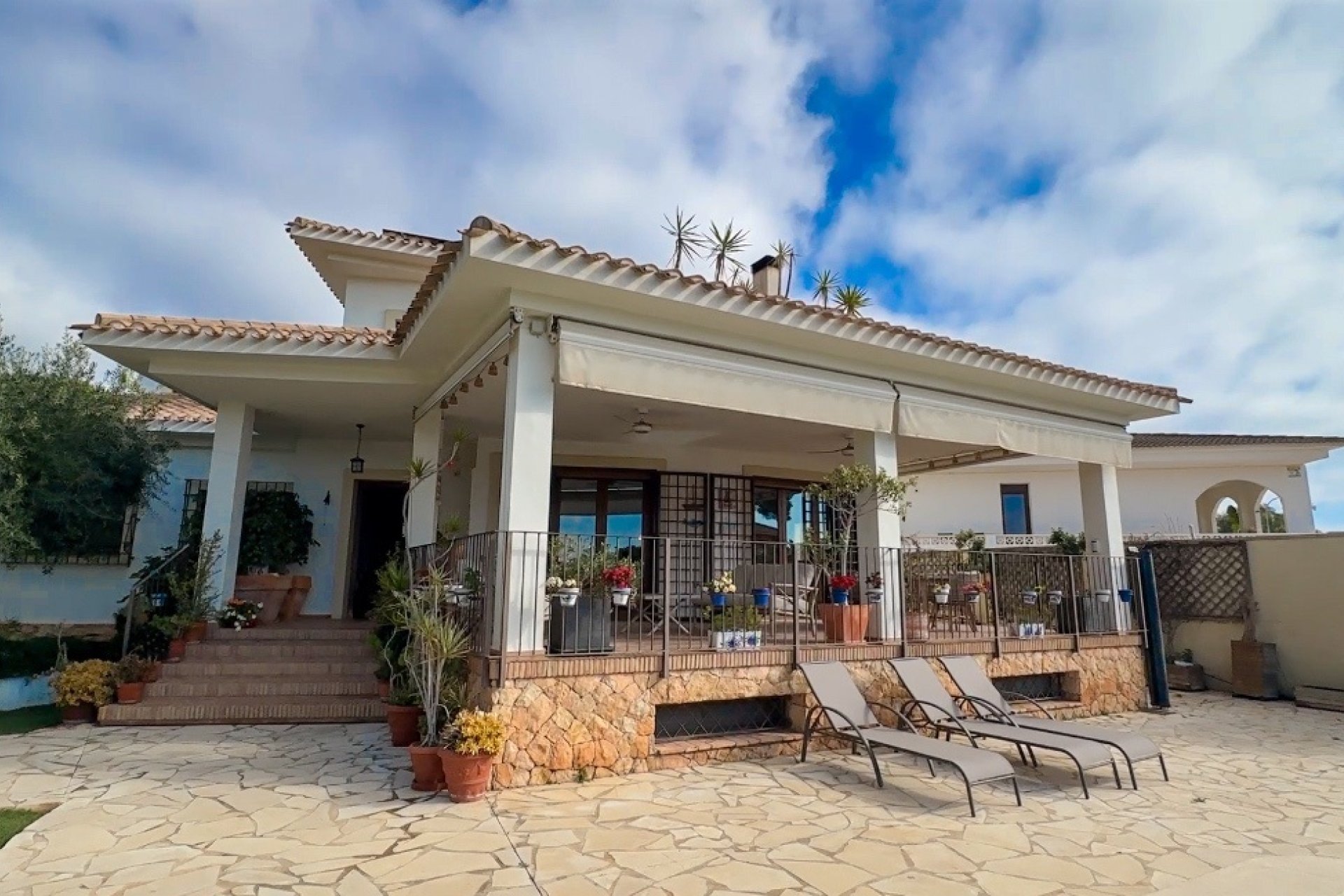 Reventa - Villa -
Dehesa de Campoamor - Costa Blanca