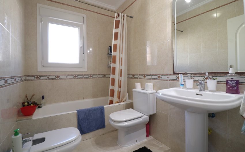 Reventa - Villa (detached) -
Benijofar - Monte Azul