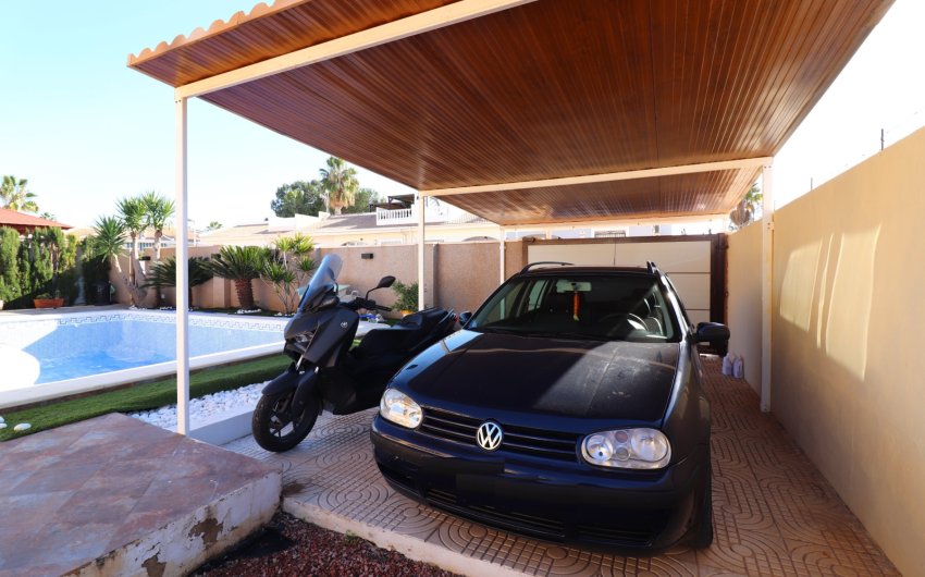 Reventa - Villa (detached) -
Benijofar - Monte Azul