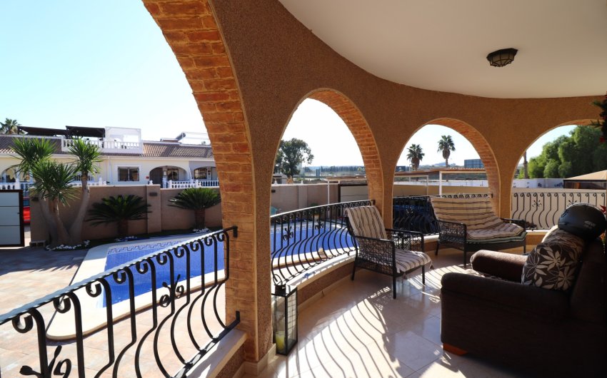 Reventa - Villa (detached) -
Benijofar - Monte Azul