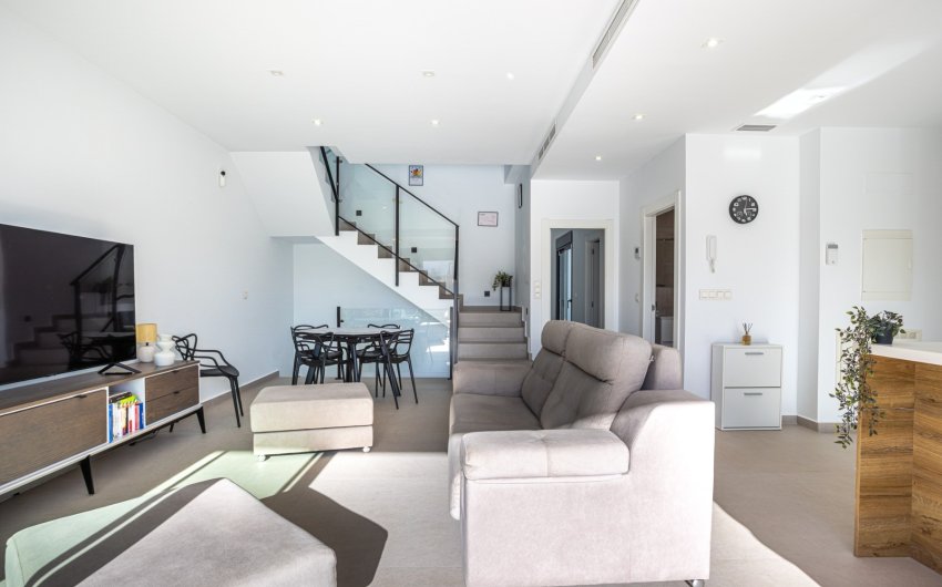 Reventa - Villa -
Dolores