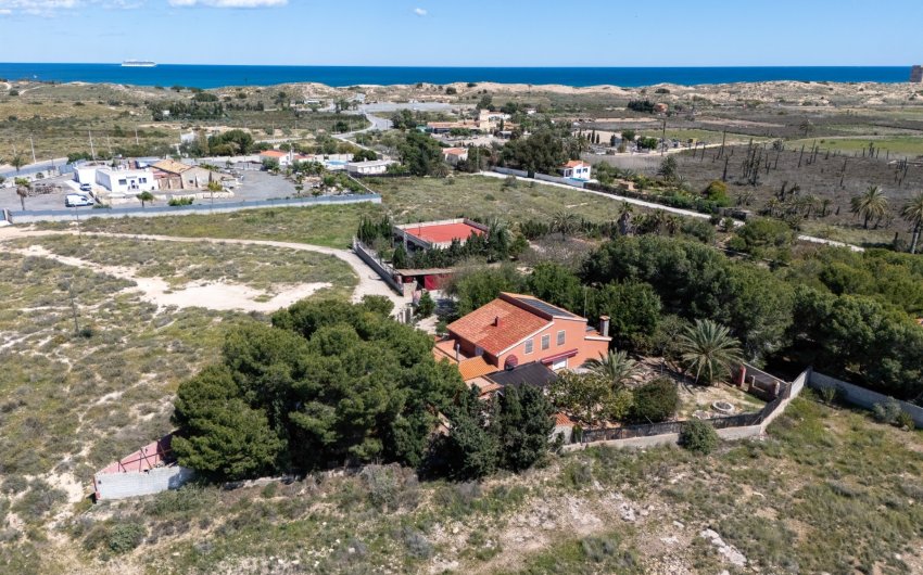 Reventa - Villa -
El Altet - San Francisco de Asis