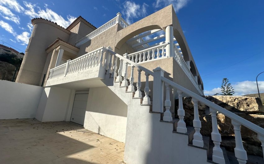 Reventa - Villa -
El Campello - Costa Blanca