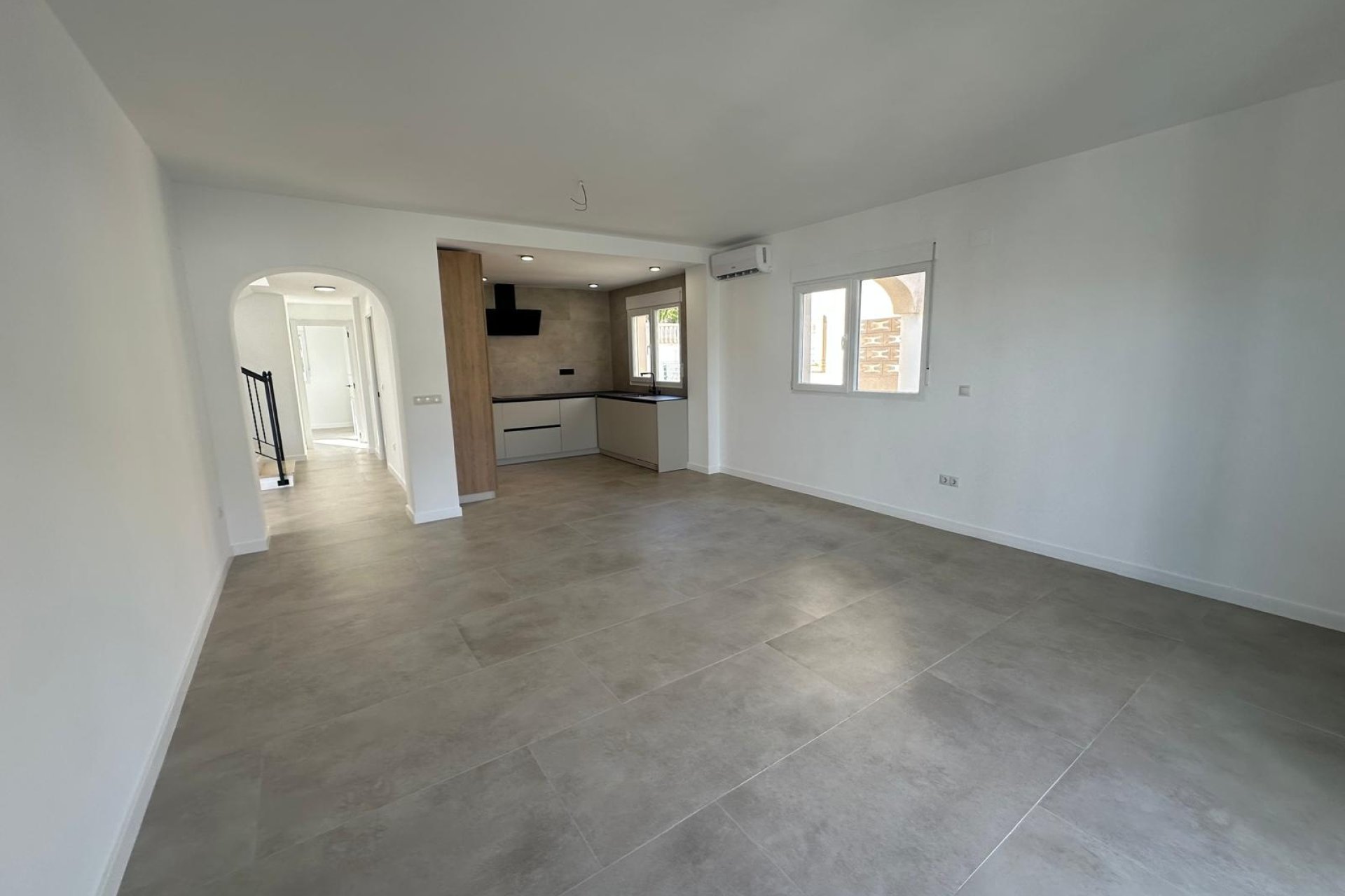 Reventa - Villa -
El Campello - Costa Blanca