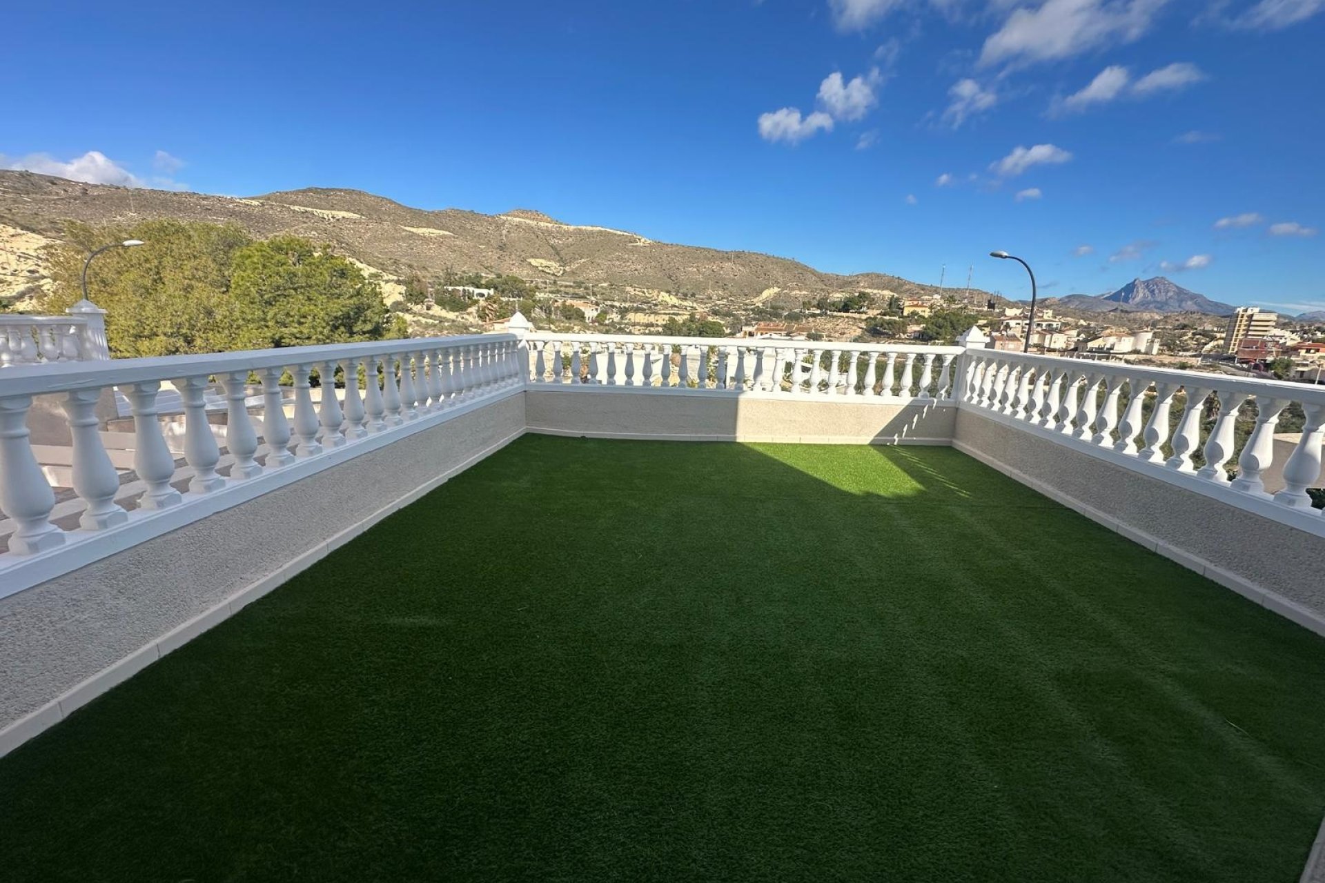 Reventa - Villa -
El Campello - Costa Blanca