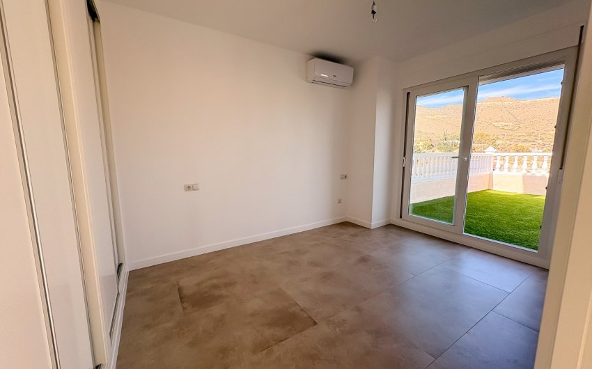 Reventa - Villa -
El Campello - Pueblo Acantilado - Venta Lanuza