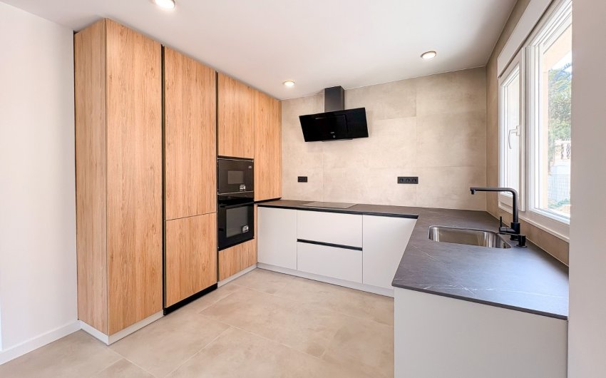 Reventa - Villa -
El Campello - Pueblo Acantilado - Venta Lanuza