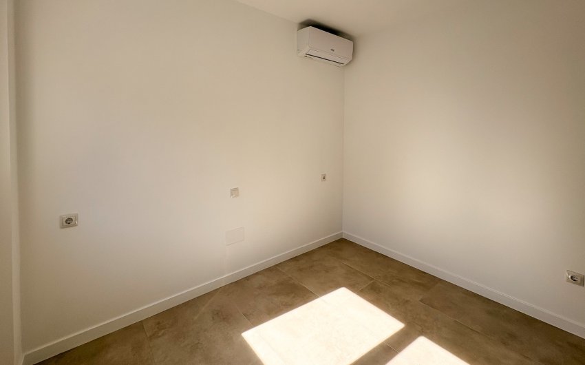 Reventa - Villa -
El Campello - Pueblo Acantilado - Venta Lanuza