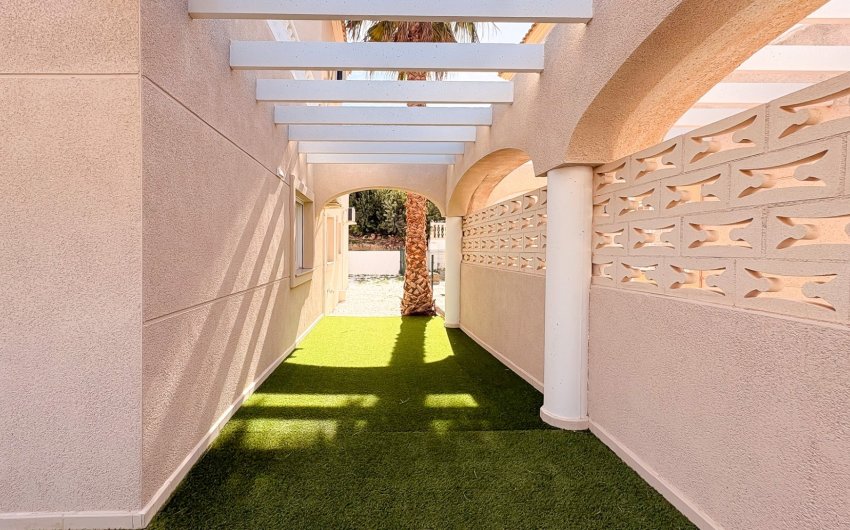 Reventa - Villa -
El Campello - Pueblo Acantilado - Venta Lanuza