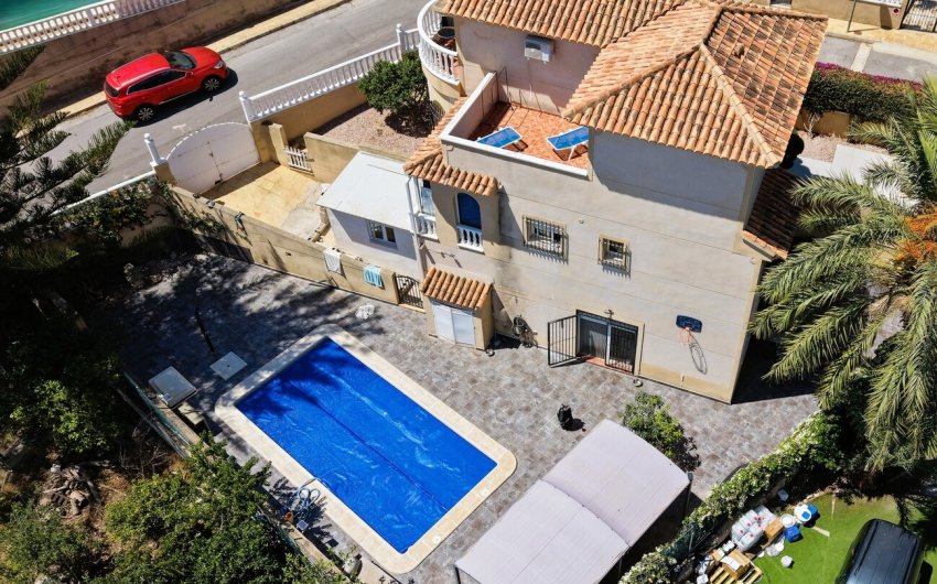 Reventa - Villa -
El Galan - Inland